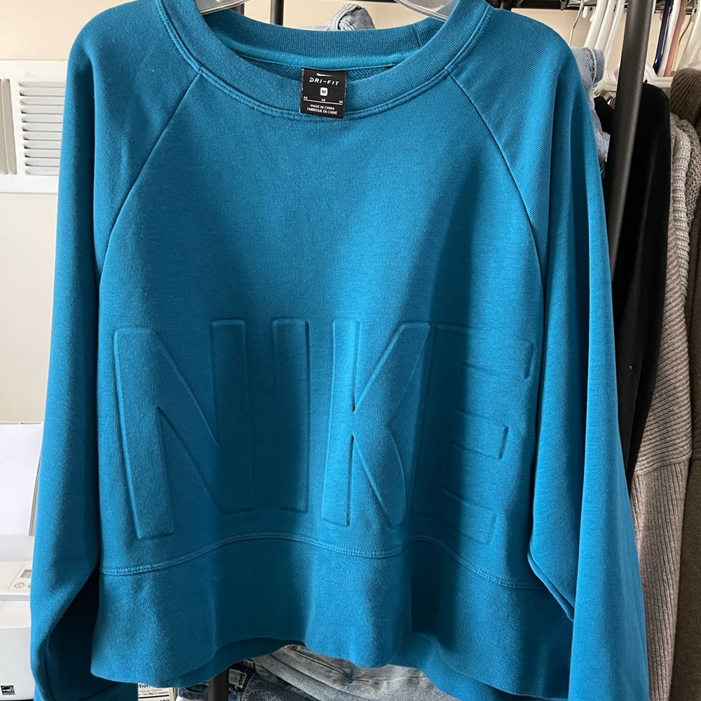 Nike Dri-Fit Womens Pullover Logo Sweatshirt